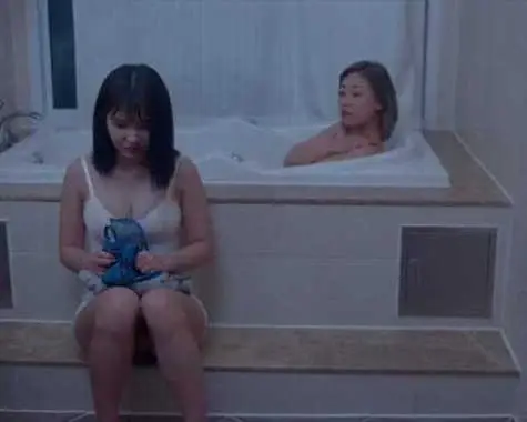 Chị Em - Ký Ức Dòng Sông